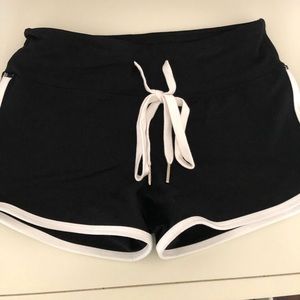 Savage Barbell Varsity booty shorts (M)